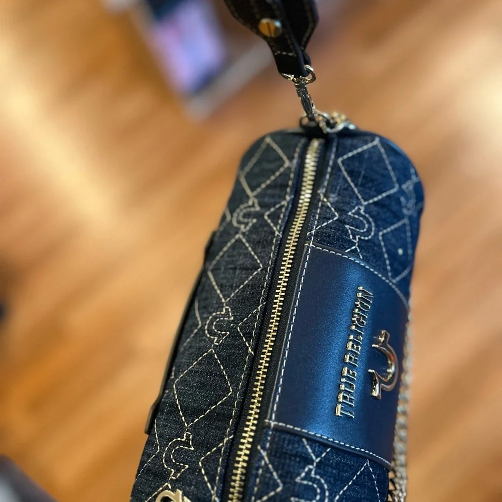 True Religion Navy denim crossbody Quilted Shoulder Bag - Picture 5 of 7